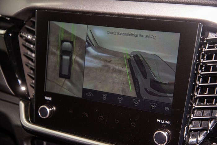 2025 Isuzu MU-X X-TERRAIN