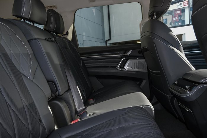 2025 LDV D90 Executive