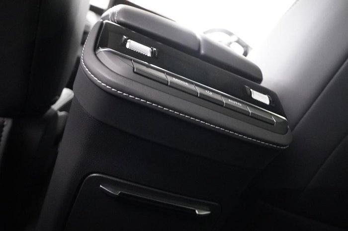 2025 LDV D90 Executive