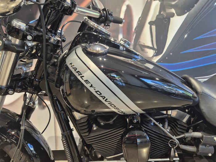 2015 Harley-Davidson Dyna Fat Bob 103 (FXDF) Dyna Black
