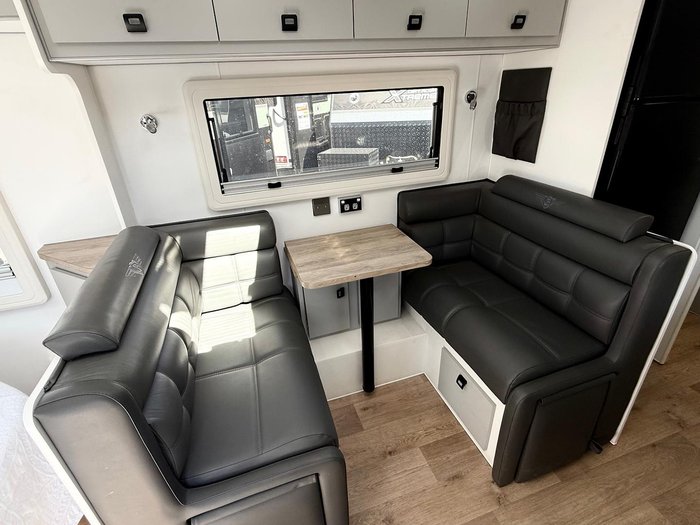 2022 JB Caravans 19'6 Dirt Roader Xtreme