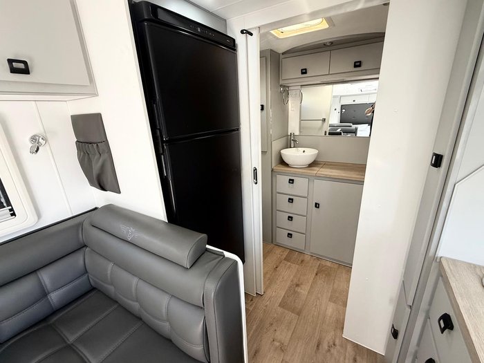 2022 JB Caravans 19'6 Dirt Roader Xtreme