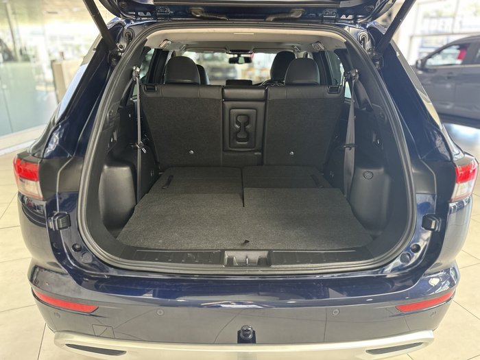 2022 Mitsubishi Outlander Exceed