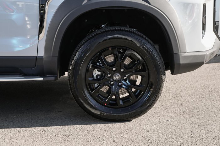 2025 LDV D90 Executive