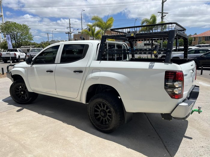2020 Mitsubishi Triton GLX MR MY20 4X4 Dual Range White