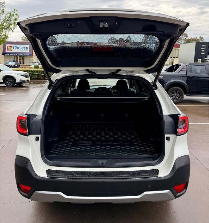 2024 Subaru Outback AWD Touring 6GEN MY25 AWD Crystal White