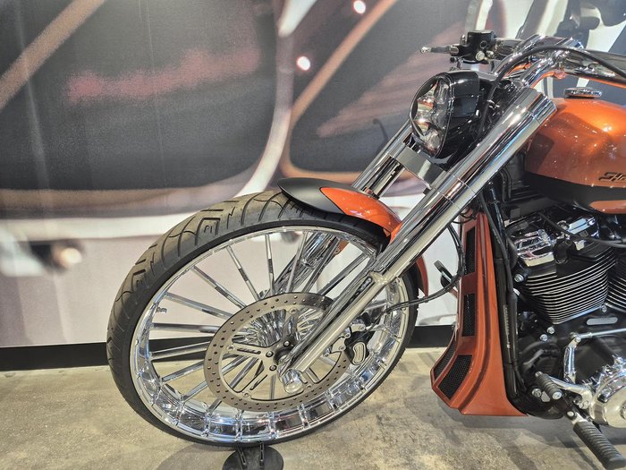 2019 Harley-Davidson Breakout 114 (FXBRS) Softail Orange