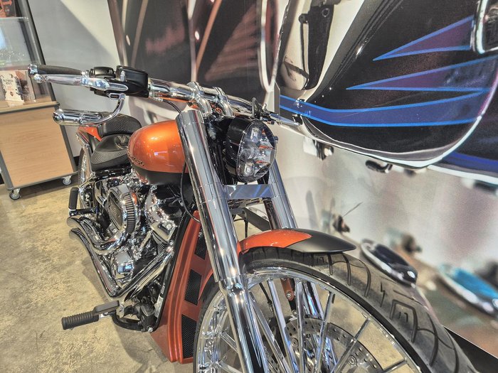 2019 Harley-Davidson Breakout 114 (FXBRS) Softail Orange