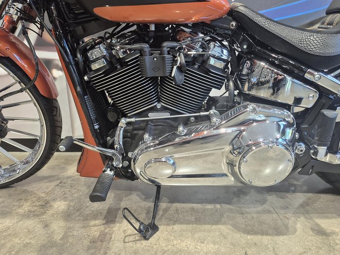 2019 Harley-Davidson Breakout 114 (FXBRS) Softail Orange