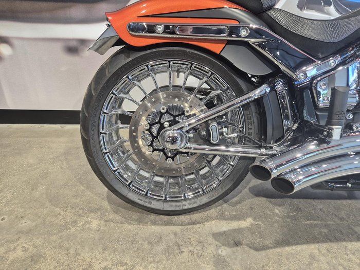 2019 Harley-Davidson Breakout 114 (FXBRS) Softail Orange