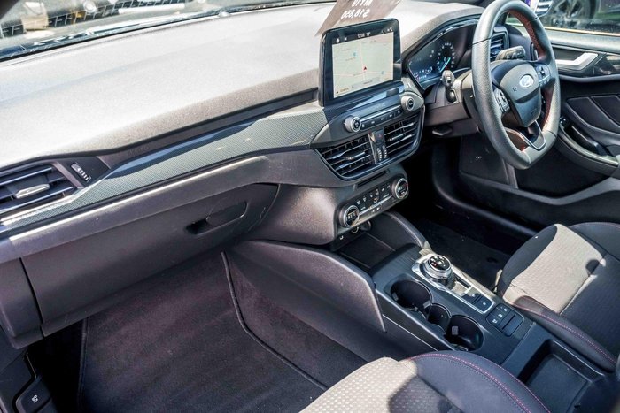 2019 Ford Focus ST-Line