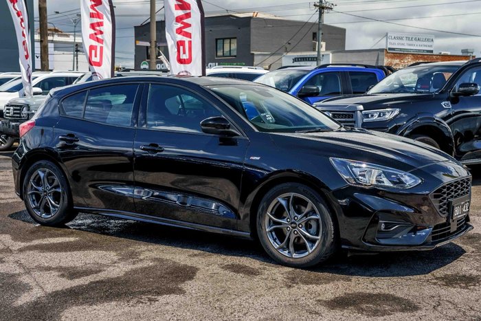 2019 Ford Focus ST-Line