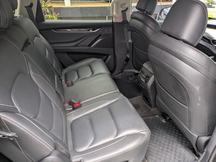 2021 LDV D90 Executive