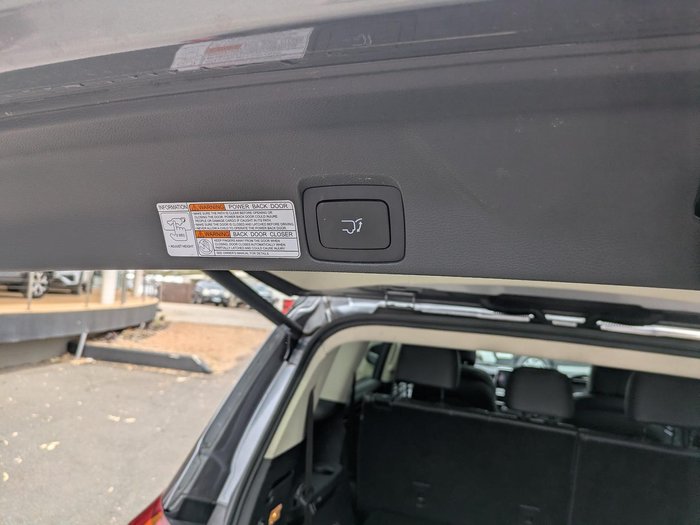 2021 LDV D90 Executive