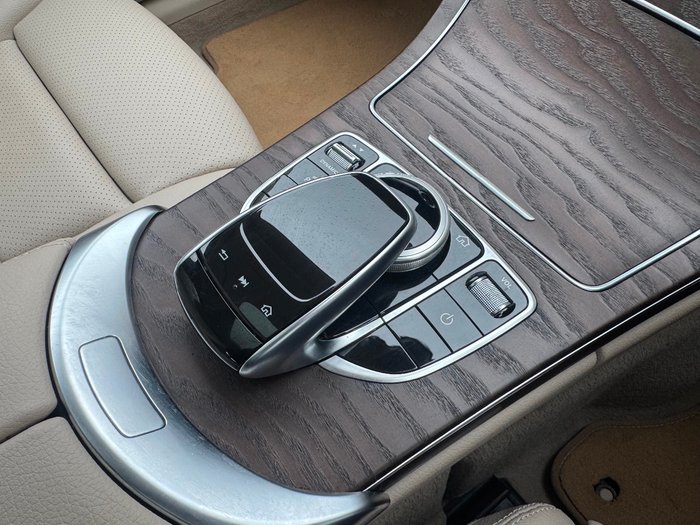 2019 Mercedes-Benz C-Class C200