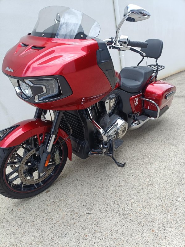 2021 INDIAN CHALLENGER LIMITED INDY RED