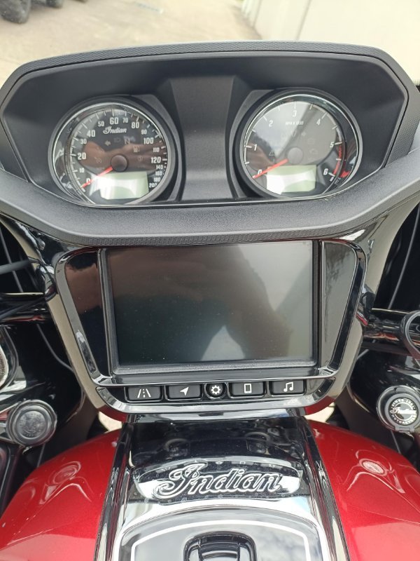 2021 INDIAN CHALLENGER LIMITED INDY RED