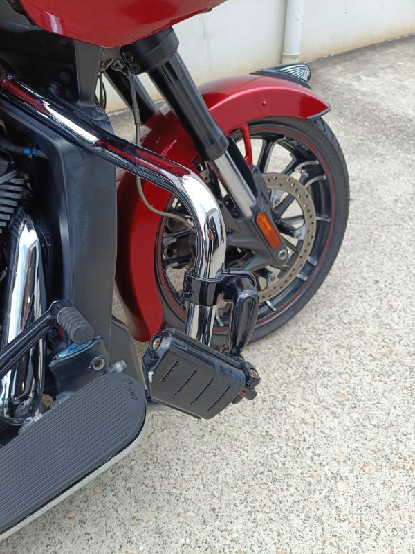 2021 INDIAN CHALLENGER LIMITED INDY RED