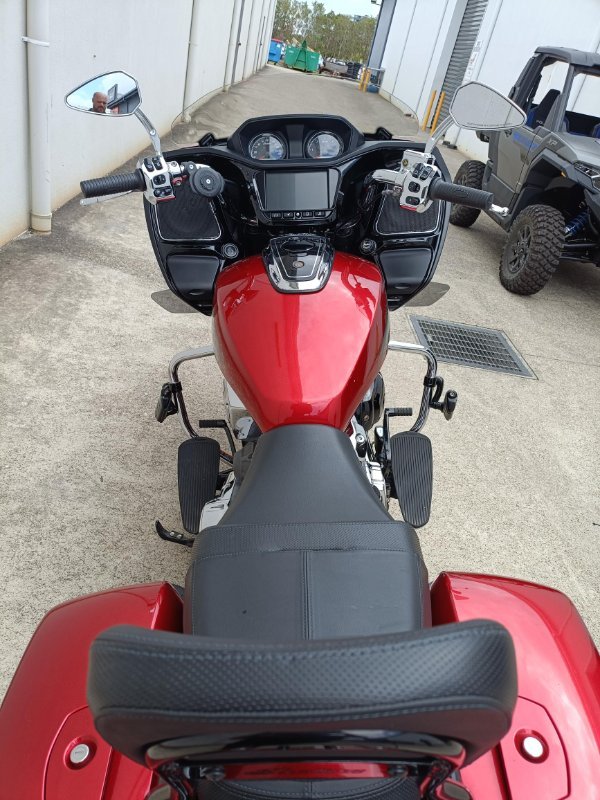 2021 INDIAN CHALLENGER LIMITED INDY RED