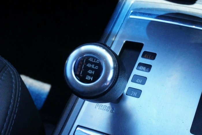 2011 Mitsubishi Pajero Exceed