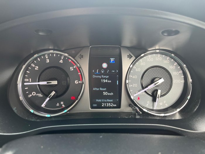 2024 Toyota Hilux SR5 GUN126R 4X4 Dual Range Stunning Silver