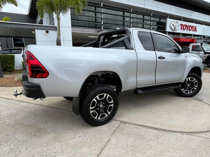 2024 Toyota Hilux SR5 GUN126R 4X4 Dual Range Stunning Silver