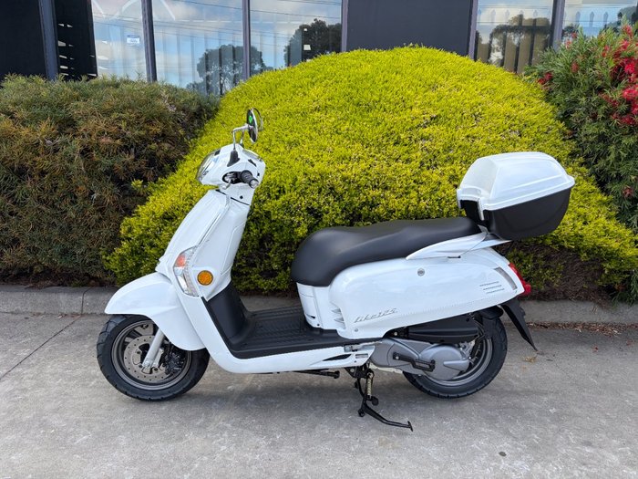 2025 Kymco LIKE 125 White