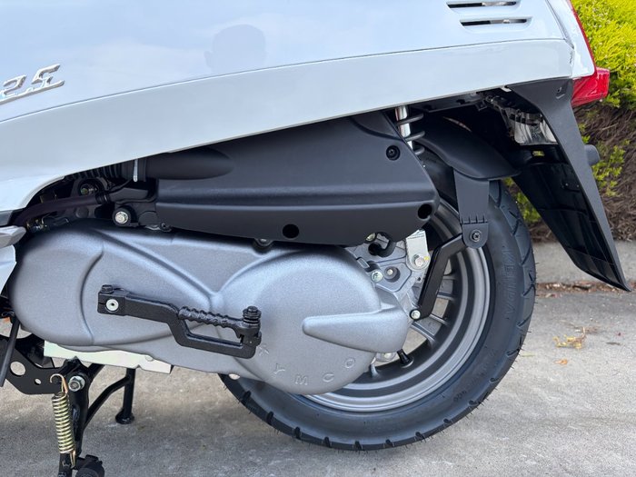 2025 Kymco LIKE 125 White