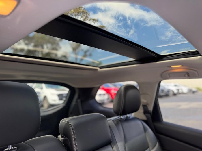 2016 Nissan Pathfinder ST-L