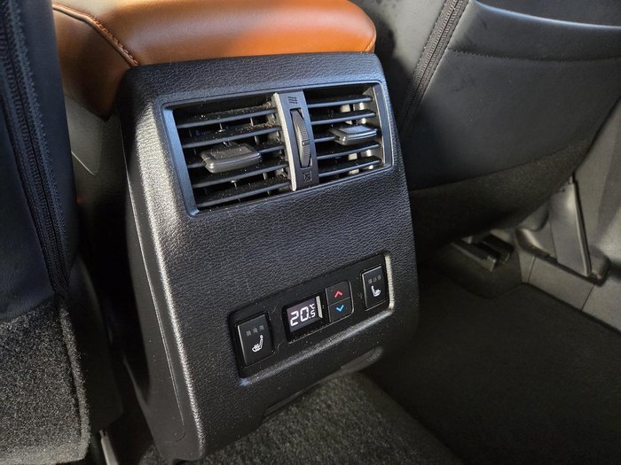 2024 Mitsubishi Outlander Exceed Tourer