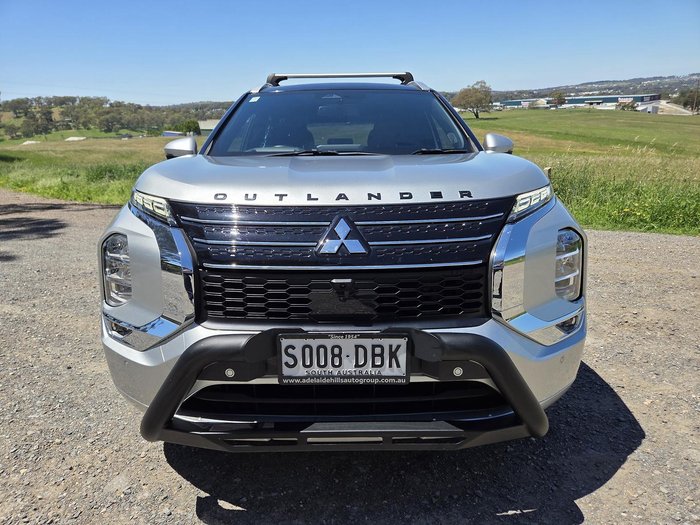 2024 Mitsubishi Outlander Exceed Tourer