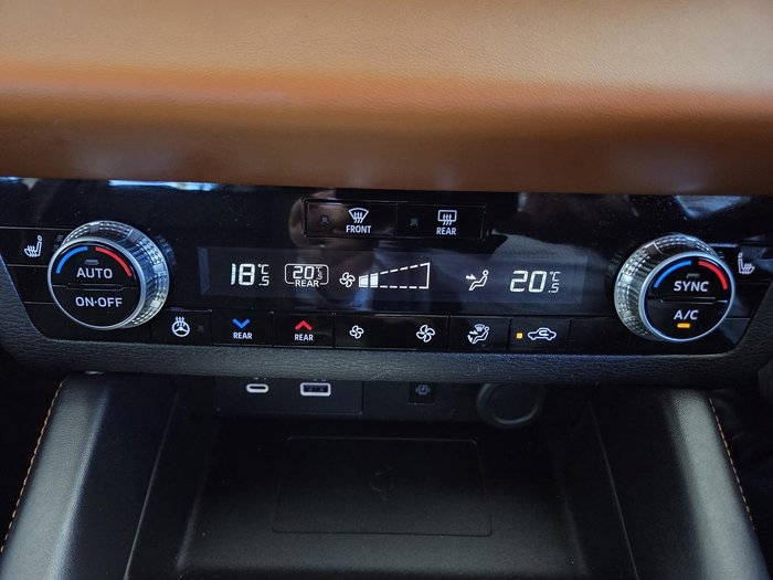 2024 Mitsubishi Outlander Exceed Tourer