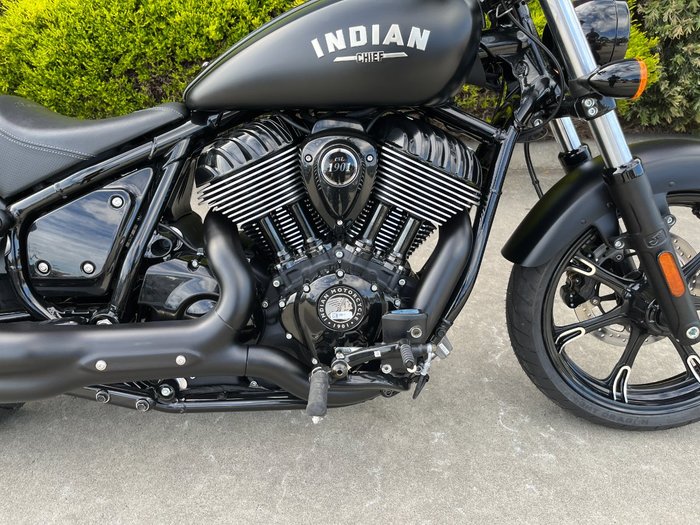 2024 Indian CHIEF DARK HORSE Black