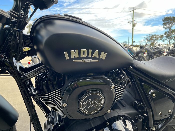 2024 Indian CHIEF DARK HORSE Black