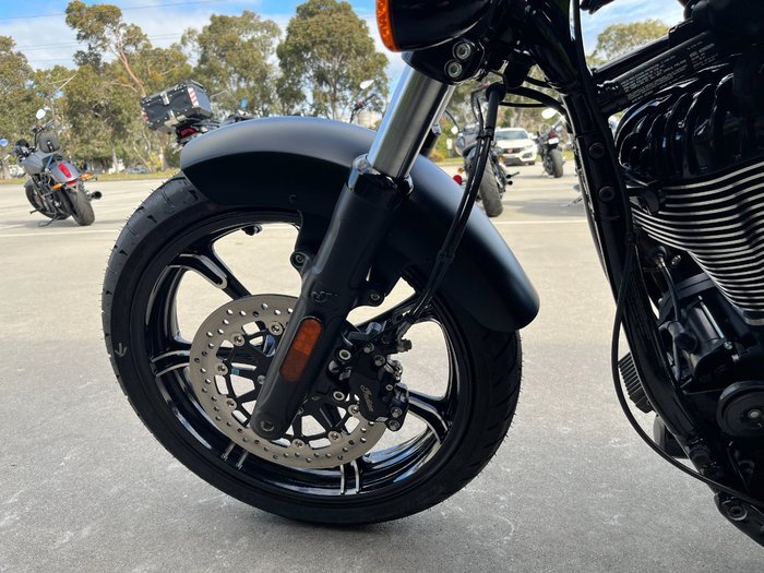 2024 Indian CHIEF DARK HORSE Black