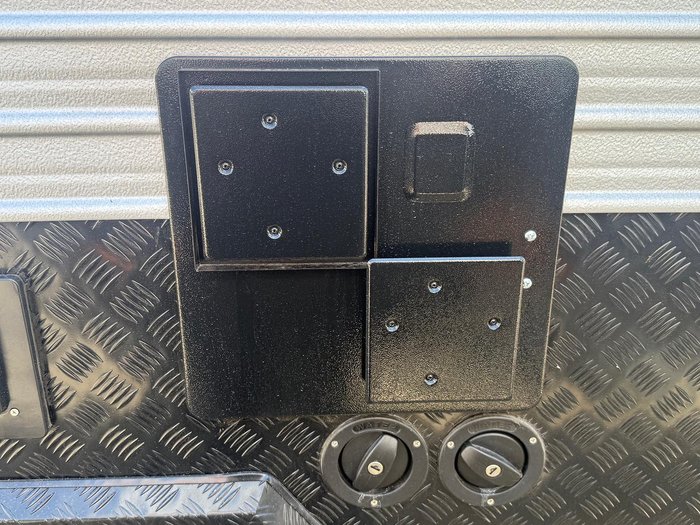 2025 JB Caravans 19'6 Dirt Roader Rd Cafe