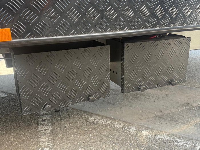 2025 JB Caravans 19'6 Dirt Roader Rd Cafe