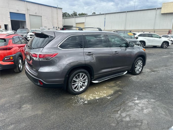 2014 TOYOTA KLUGER GRANDE (4x2)