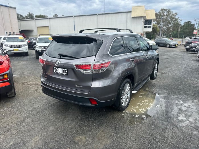 2014 TOYOTA KLUGER GRANDE (4x2)