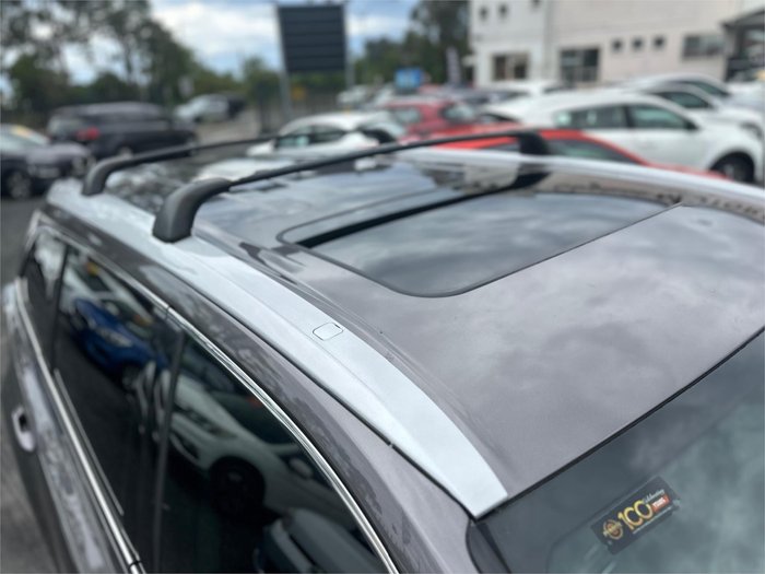 2014 TOYOTA KLUGER GRANDE (4x2)