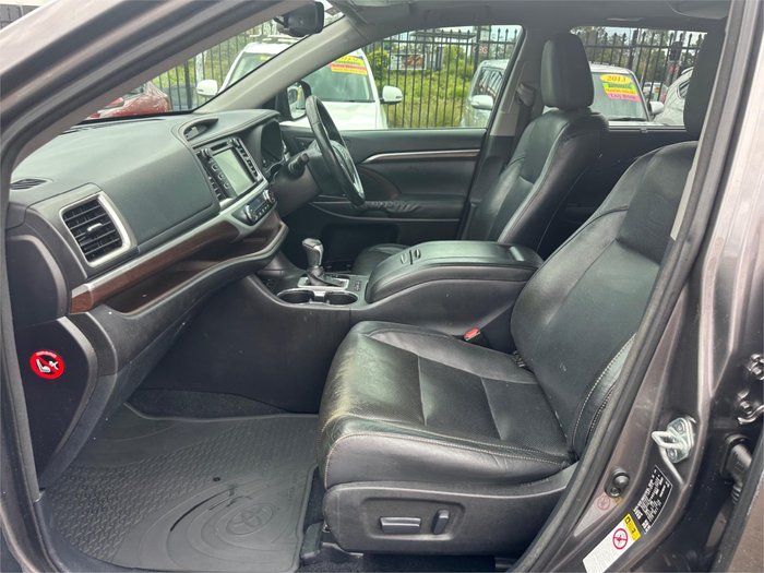 2014 TOYOTA KLUGER GRANDE (4x2)