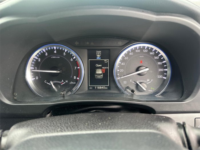 2014 TOYOTA KLUGER GRANDE (4x2)