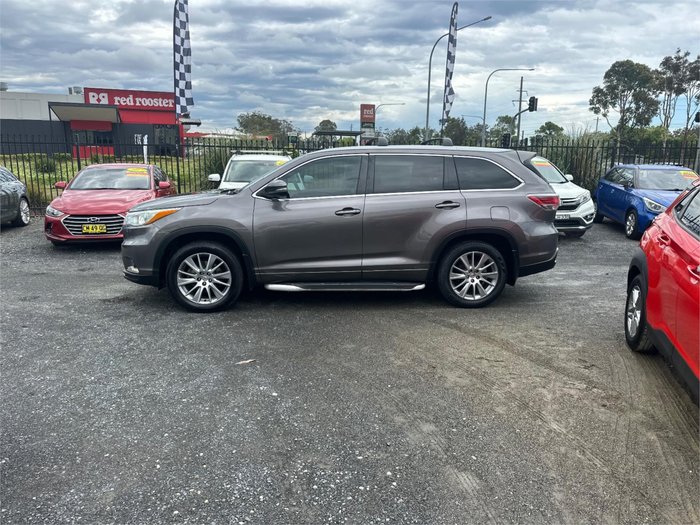 2014 TOYOTA KLUGER GRANDE (4x2)