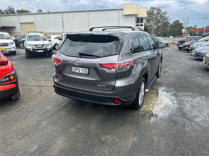 2014 TOYOTA KLUGER GRANDE (4x2)