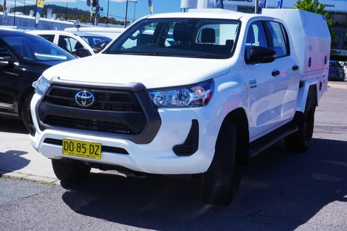 2021 Toyota Hilux SR
