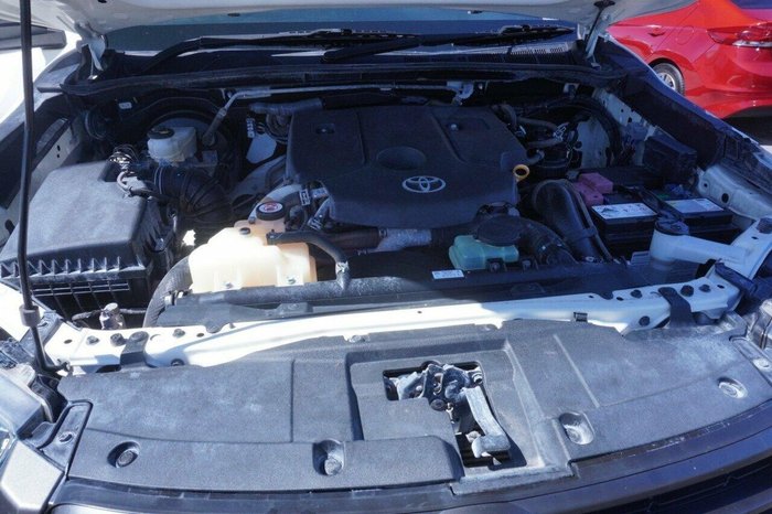 2021 Toyota Hilux SR