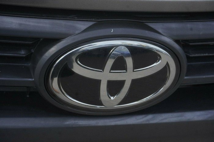 2021 Toyota Hilux SR