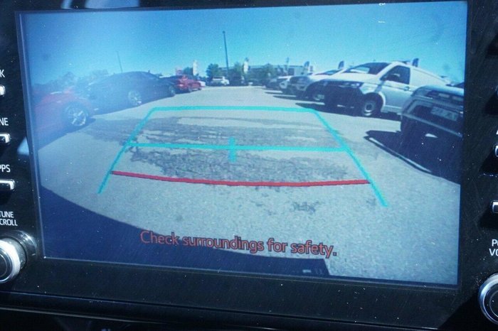 2021 Toyota Hilux SR