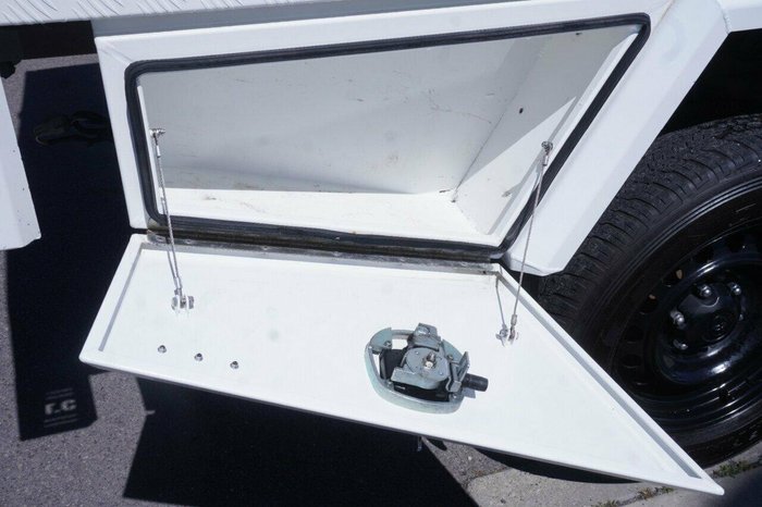 2021 Toyota Hilux SR