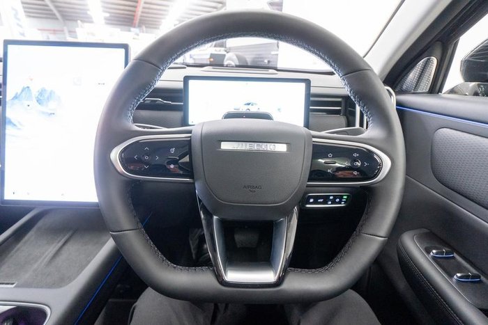 2025 Jaecoo J7 SHS Summit